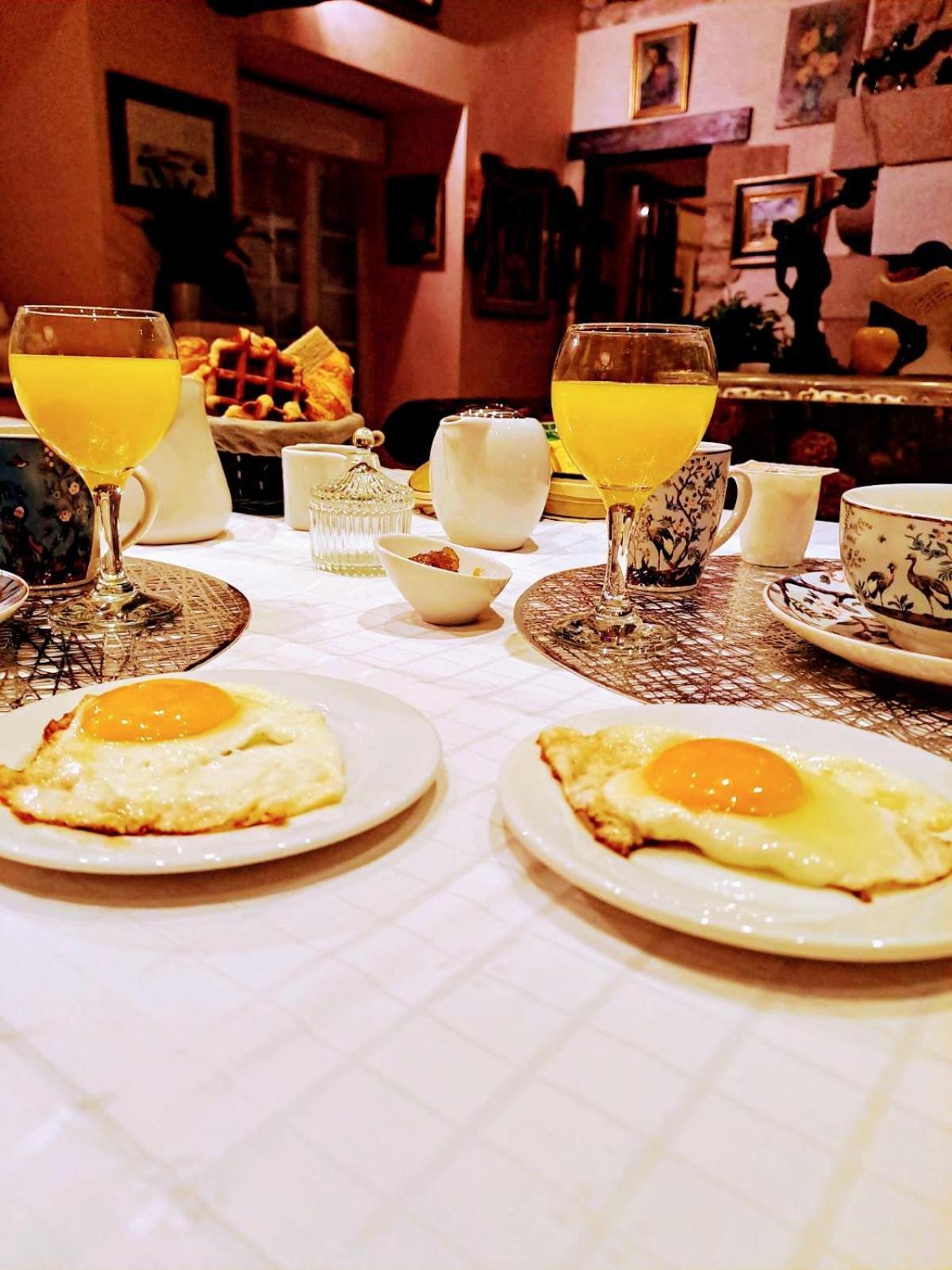 Chambre D'Hotes Avec Petit Dejeuner Compris A Mégrit Exterior foto